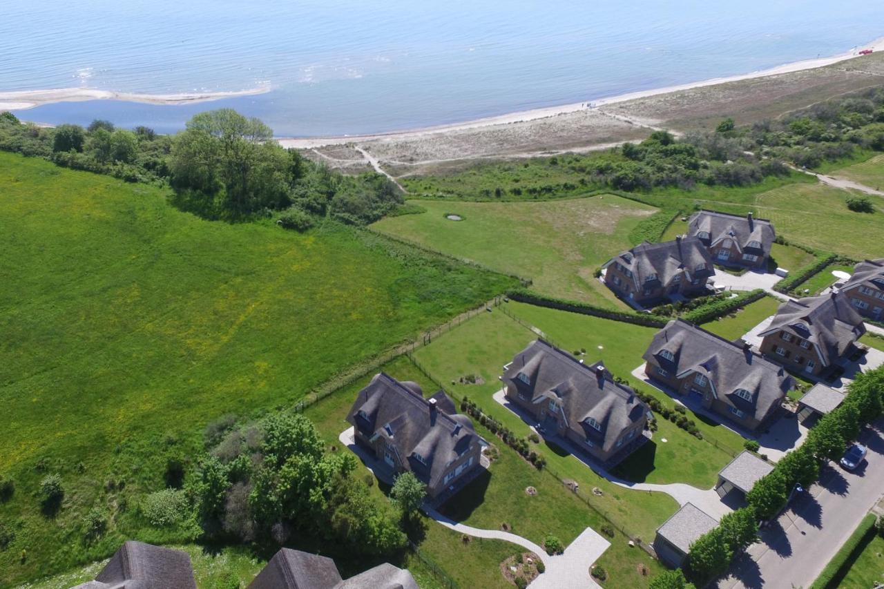 Strandhaus Buskam Im Moenchgut Auf Ruegen Lobbe Buitenkant foto